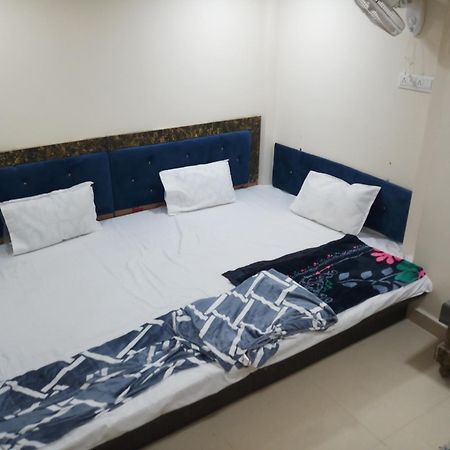אויאיין Hotel Blue Tower Inn מראה חיצוני תמונה