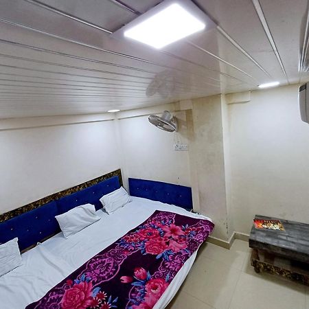 אויאיין Hotel Blue Tower Inn מראה חיצוני תמונה