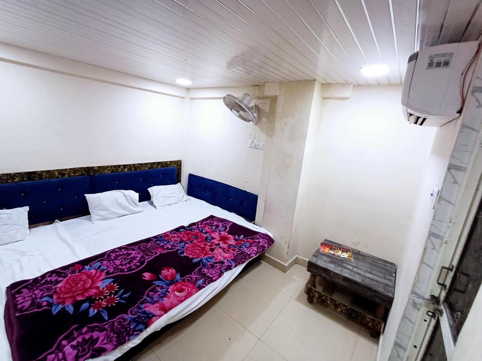 אויאיין Hotel Blue Tower Inn מראה חיצוני תמונה