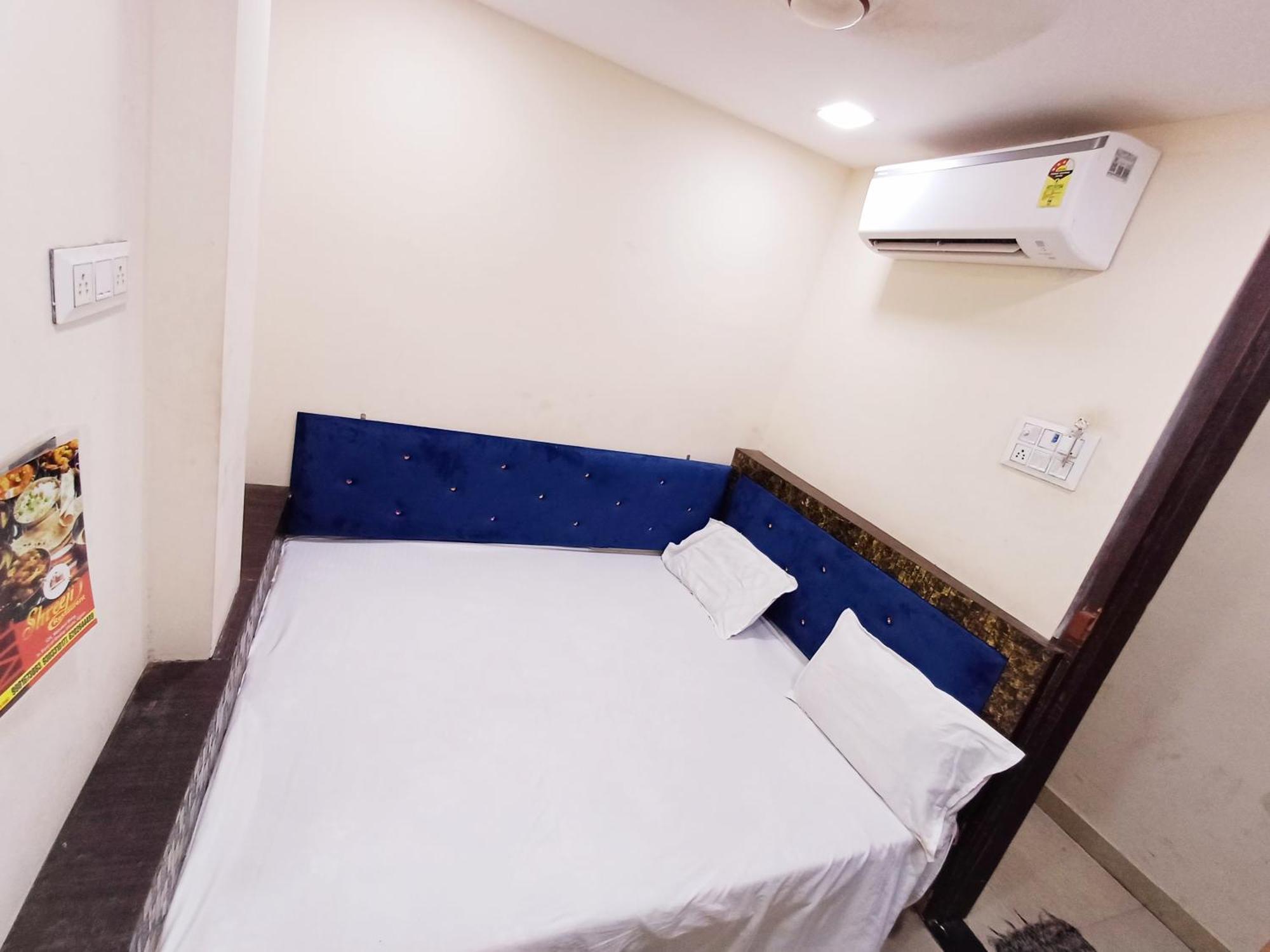 אויאיין Hotel Blue Tower Inn מראה חיצוני תמונה