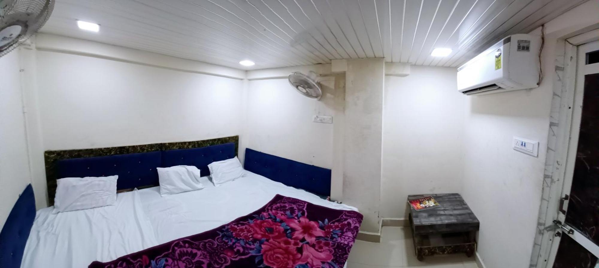 אויאיין Hotel Blue Tower Inn מראה חיצוני תמונה